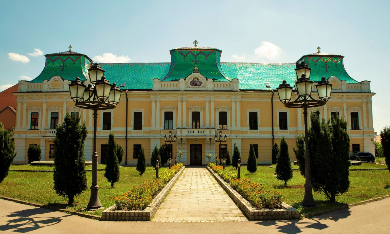 The city of love, wine and wind