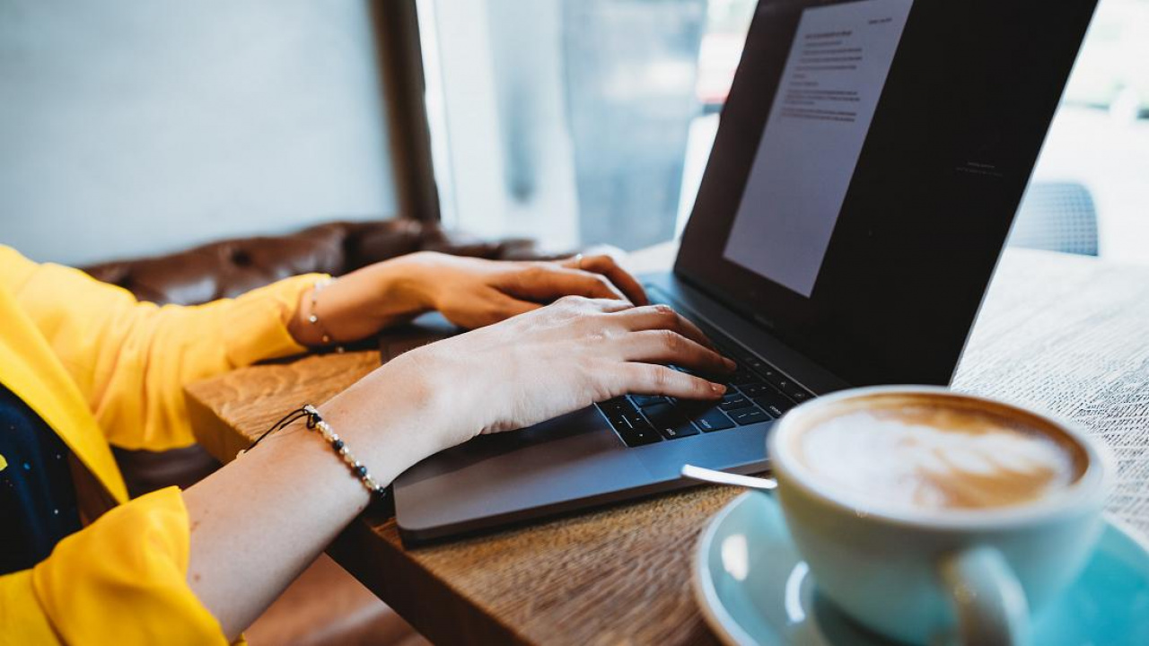 Juronjuz o digitalnim nomadima u Srbiji
